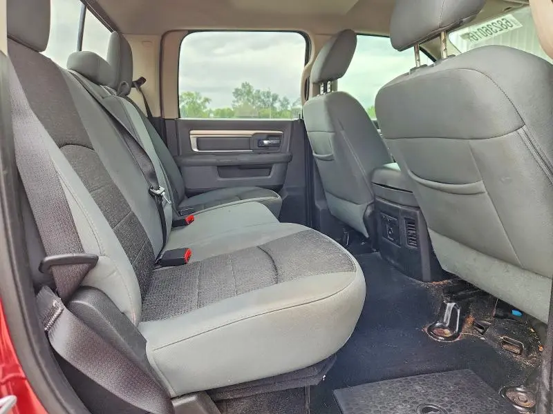 2013 RAM 1500 SLT  