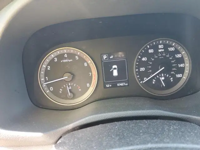 2018 HYUNDAI TUCSON SE  