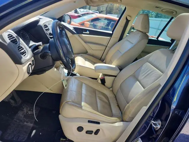 2012 VOLKSWAGEN TIGUAN S  