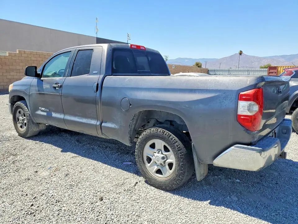 2016 TOYOTA TUNDRA SR5  