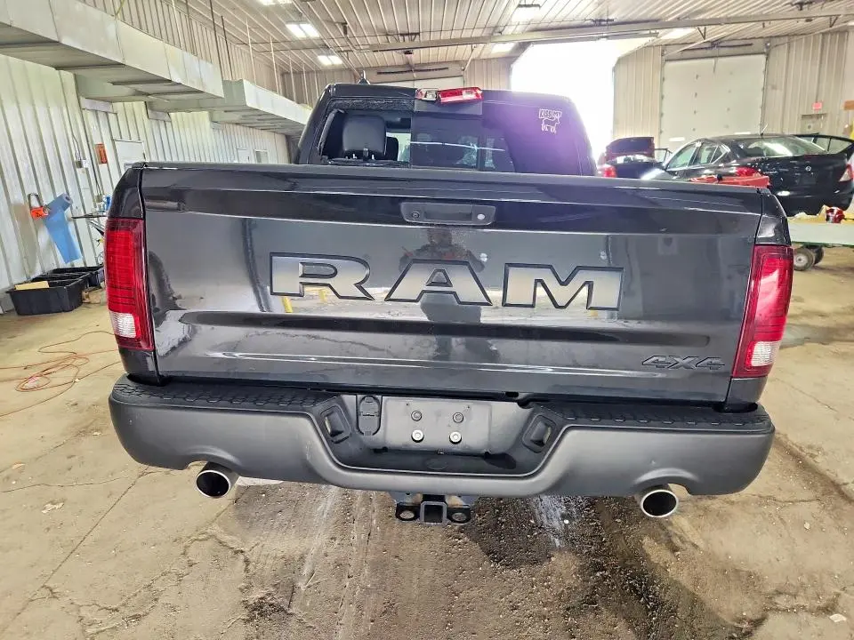 2018 RAM 1500 SPORT  