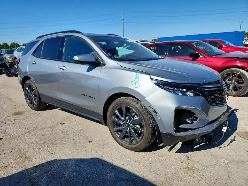 2024 CHEVROLET EQUINOX RS  