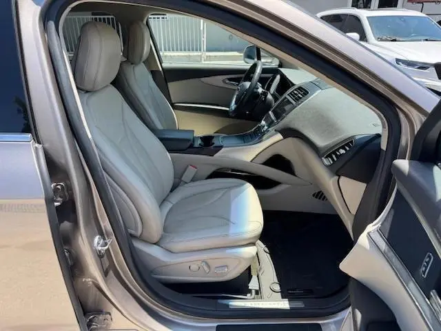 2020 LINCOLN NAUTILUS   