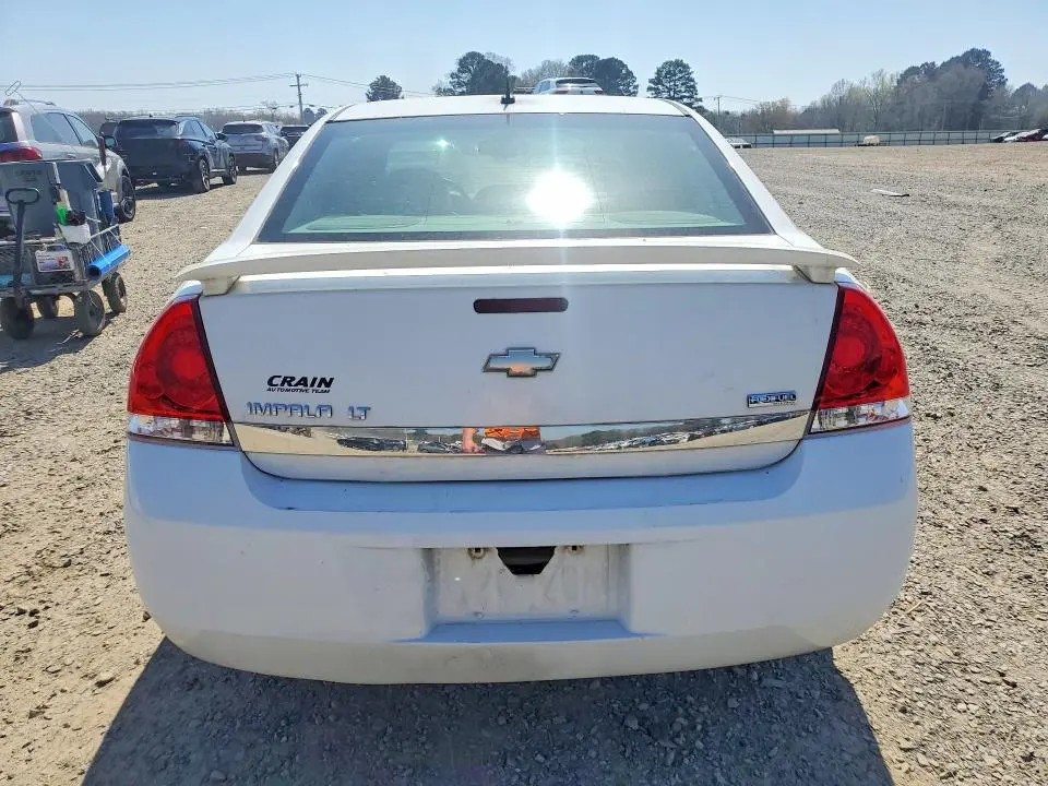 2010 CHEVROLET IMPALA LT  