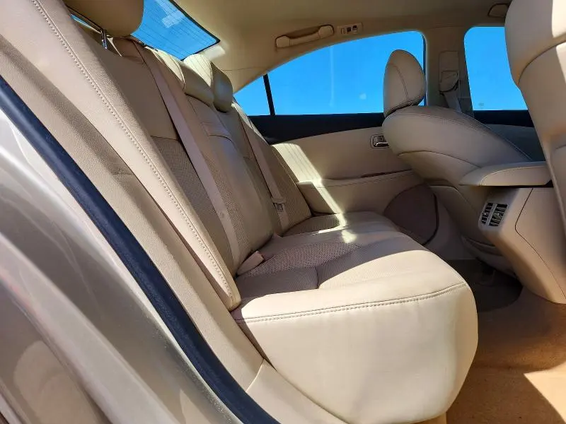 2011 LEXUS ES 350  