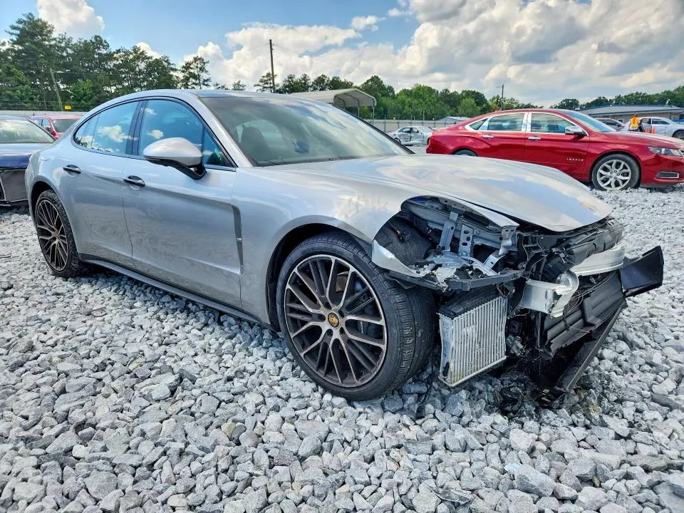 2023 PORSCHE PANAMERA BASE  