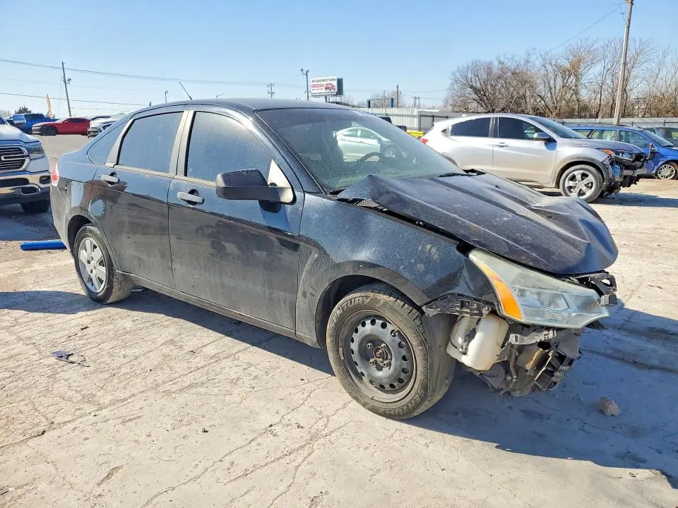 2010 FORD FOCUS S  