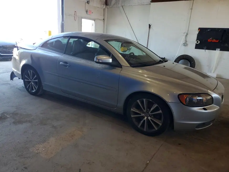 2010 VOLVO C70 T5  