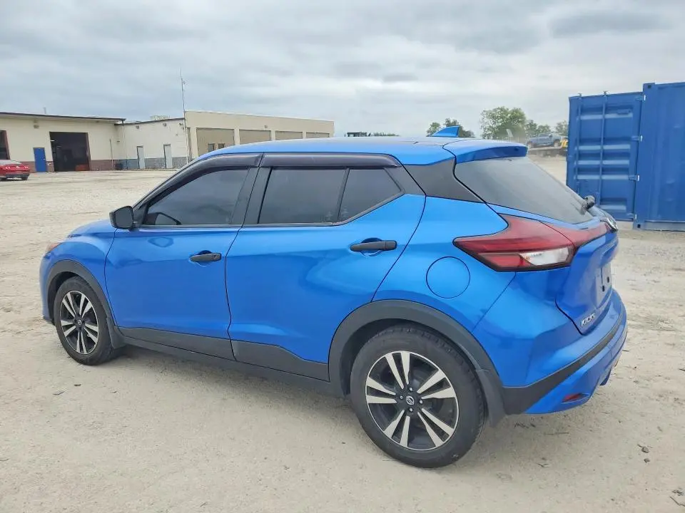 2021 NISSAN KICKS S  