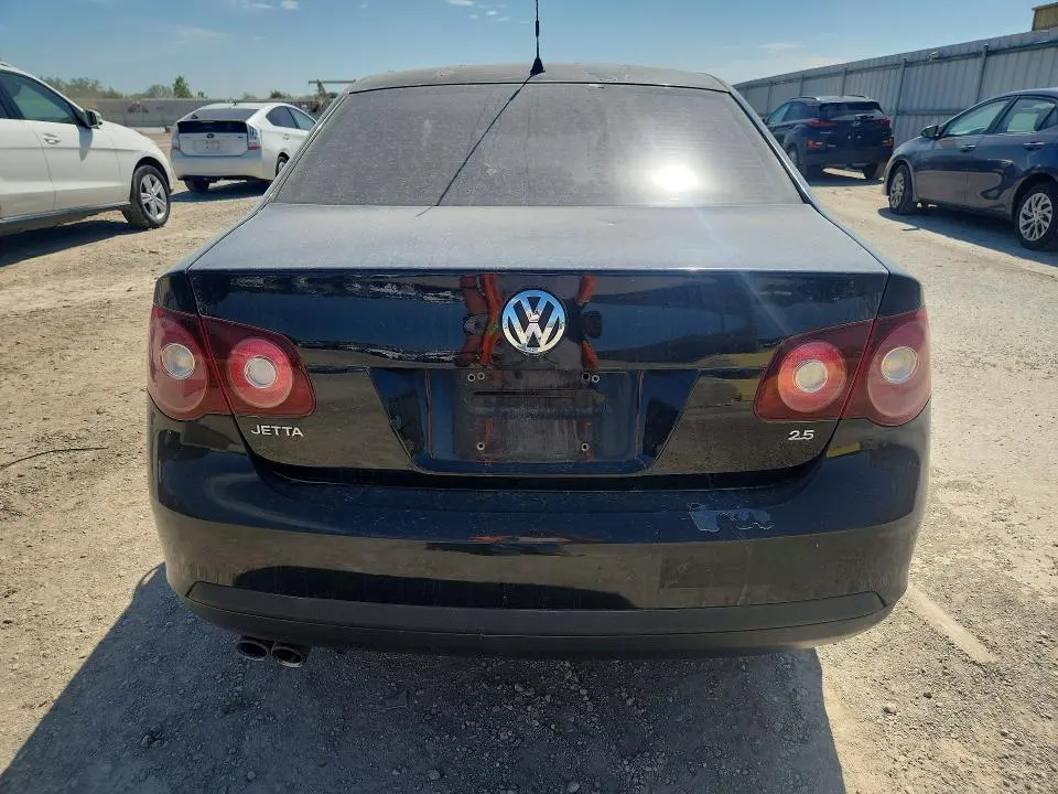 2010 VOLKSWAGEN JETTA LIMITED  