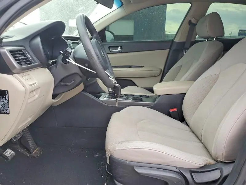 2017 KIA OPTIMA LX  