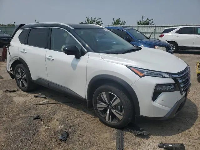 2024 NISSAN ROGUE SL  