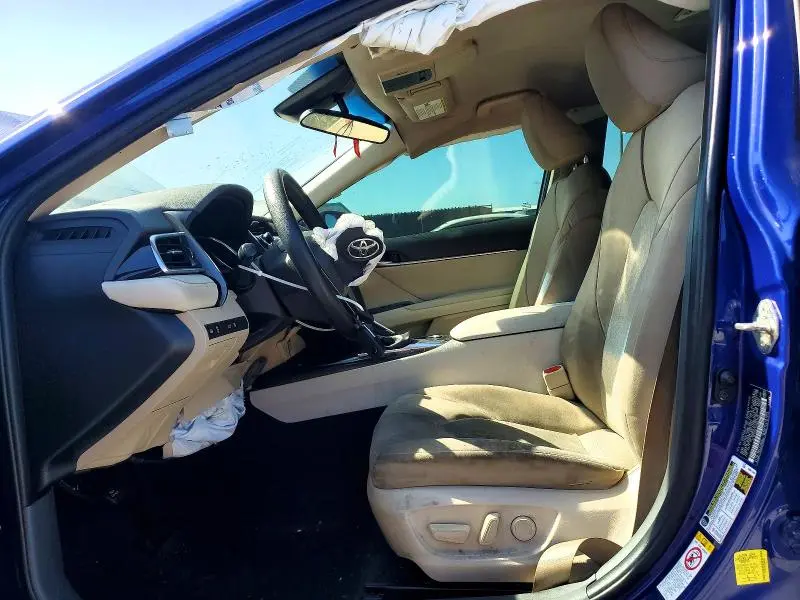 2018 TOYOTA CAMRY LE  