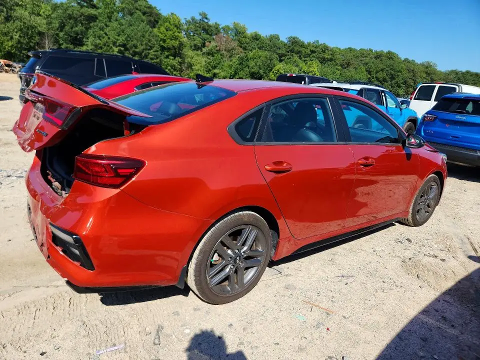 2021 KIA FORTE GT LINE  