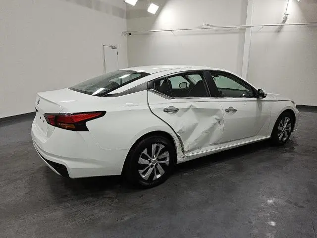 2023 NISSAN ALTIMA S  