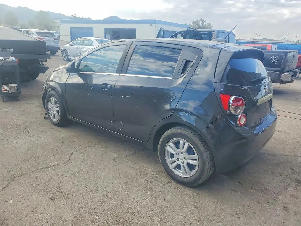 2015 CHEVROLET SONIC LT  