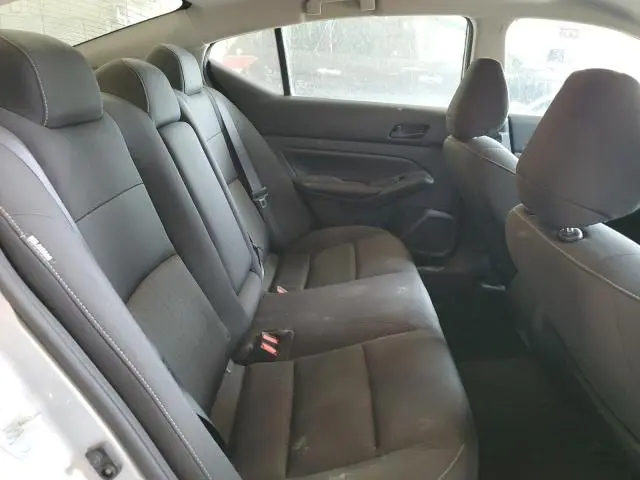 2023 NISSAN ALTIMA SV  