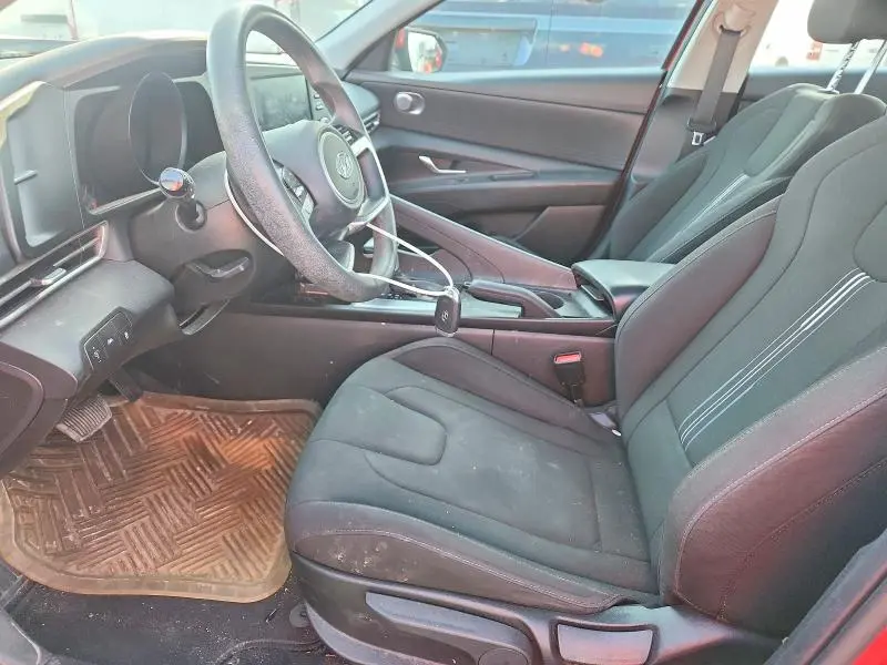 2022 HYUNDAI ELANTRA SEL  