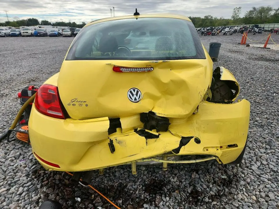 2012 VOLKSWAGEN BEETLE   