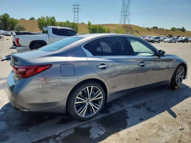 2018 INFINITI Q50 LUXE  