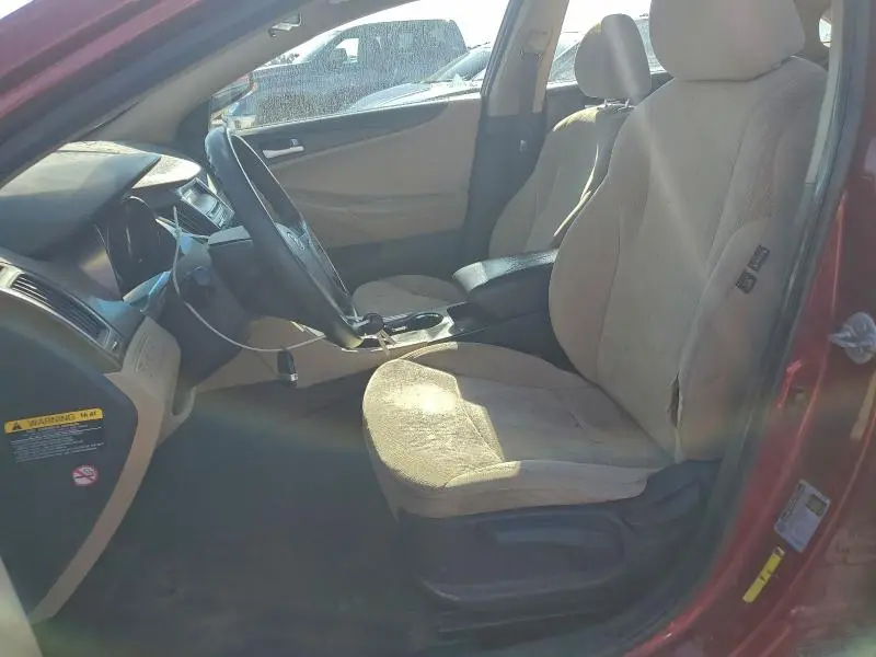 2013 HYUNDAI SONATA GLS  