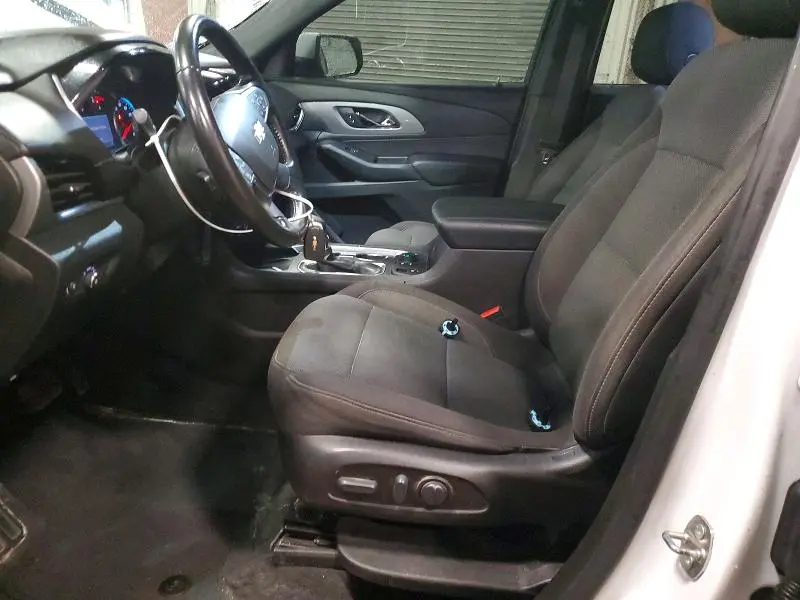 2022 CHEVROLET TRAVERSE LT  