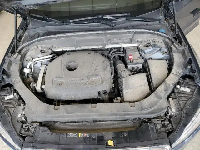 2018 VOLVO XC60 T5 MOMENTUM  