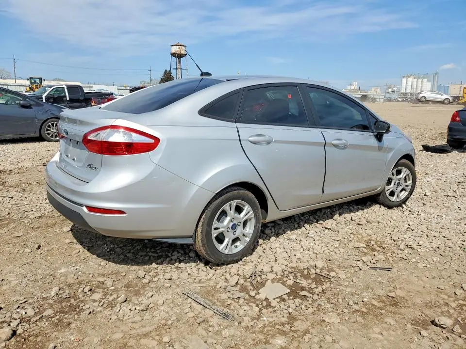 2015 FORD FIESTA SE  