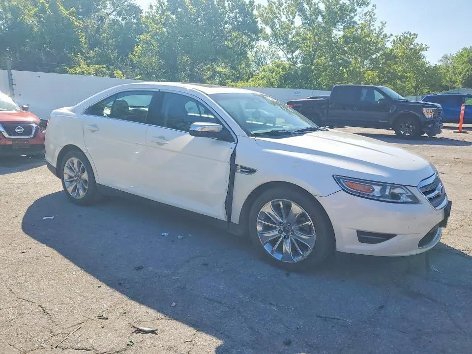 2011 FORD TAURUS LIMITED  