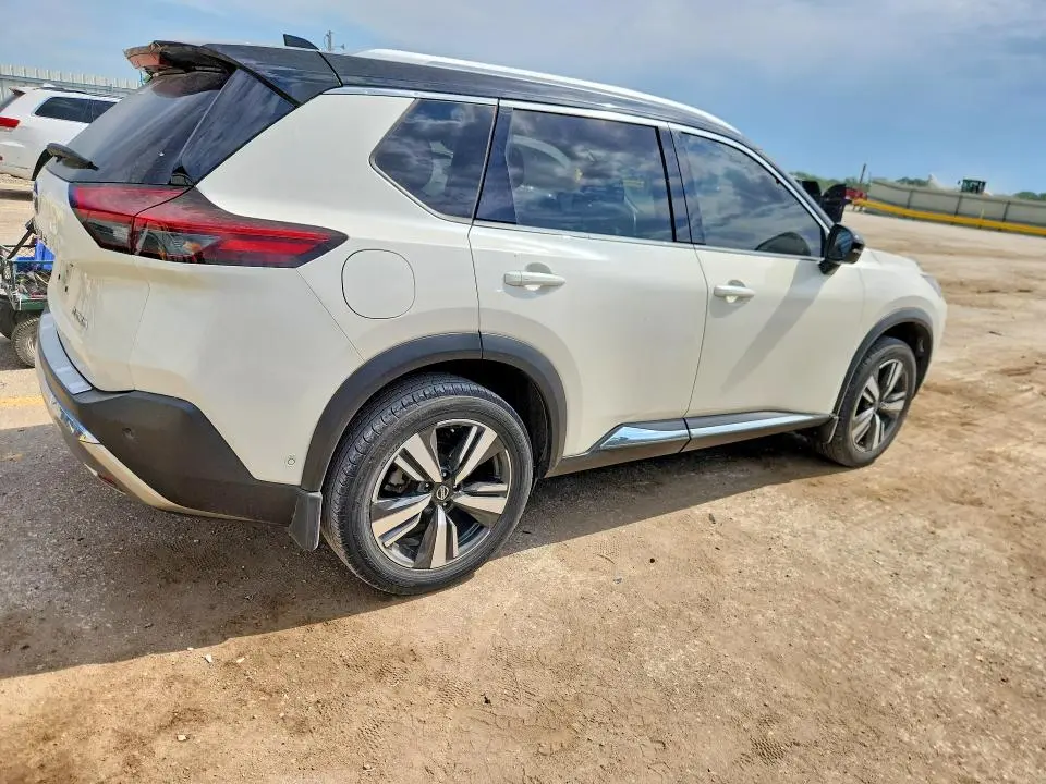 2021 NISSAN ROGUE PLATINUM  