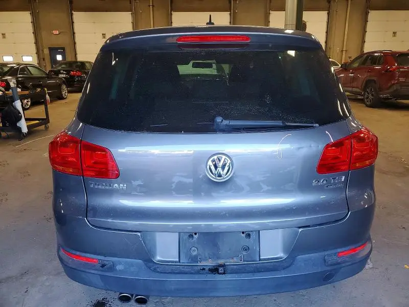 2012 VOLKSWAGEN TIGUAN S  