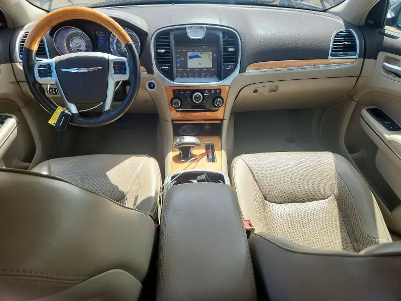 2012 CHRYSLER 300 LIMITED  