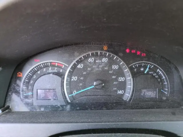 2012 TOYOTA CAMRY BASE  