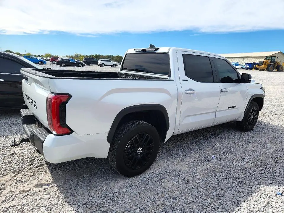 2024 TOYOTA TUNDRA LIMITED  