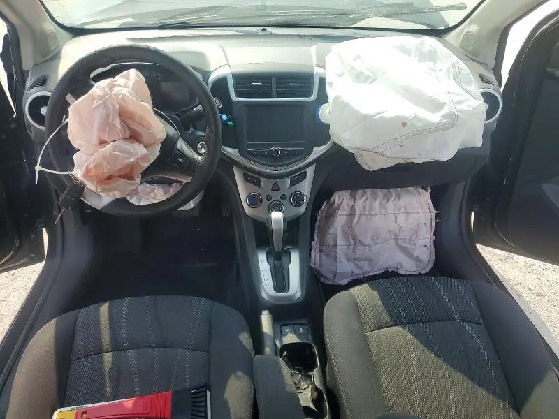 2017 CHEVROLET SONIC LT  