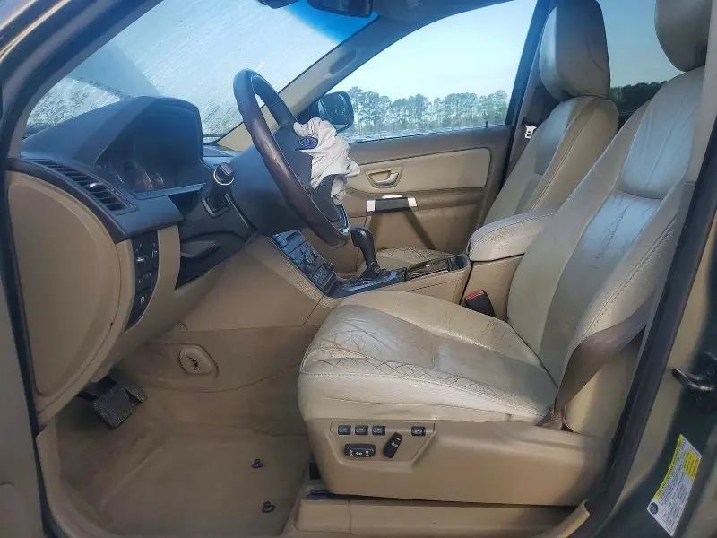 2010 VOLVO XC90 3.2  