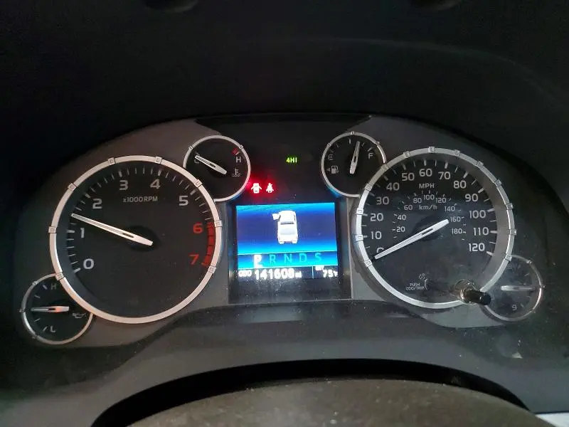 2017 TOYOTA TUNDRA SR5  