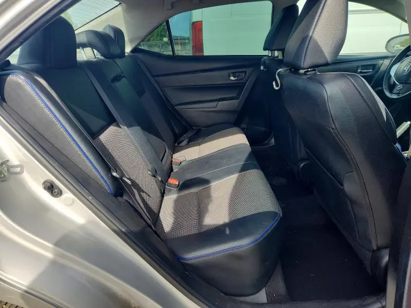 2017 TOYOTA COROLLA SE  