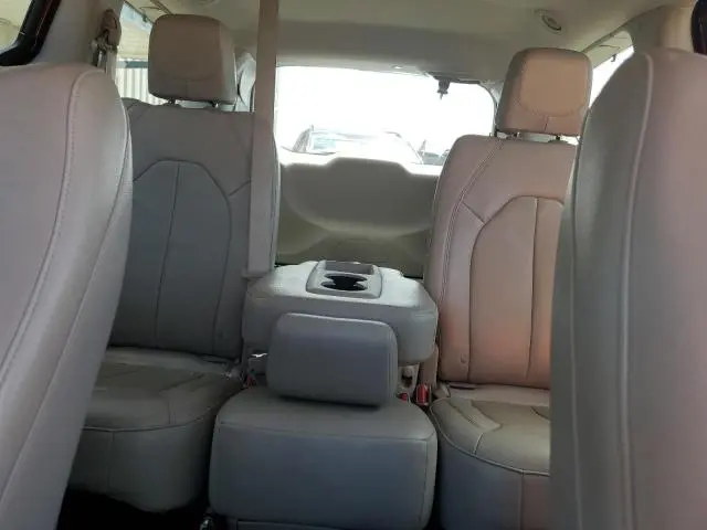 2017 CHRYSLER PACIFICA TOURING L  