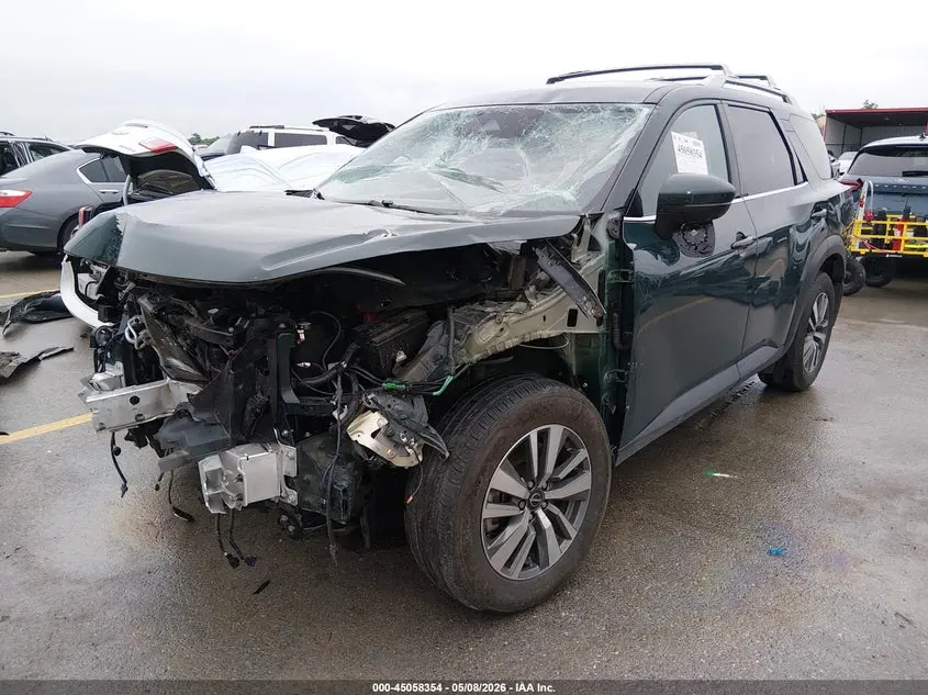 2024 NISSAN PATHFINDER SL FWD