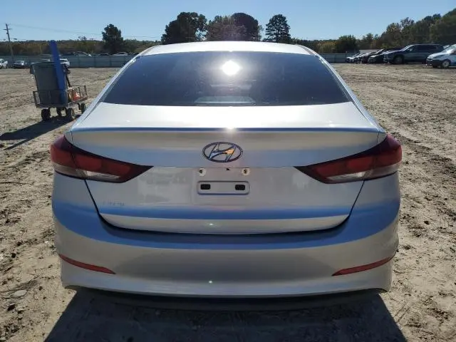 2018 HYUNDAI ELANTRA SE  