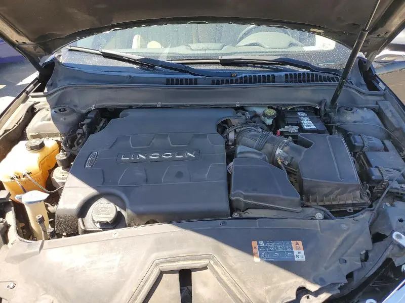 2013 LINCOLN MKZ   