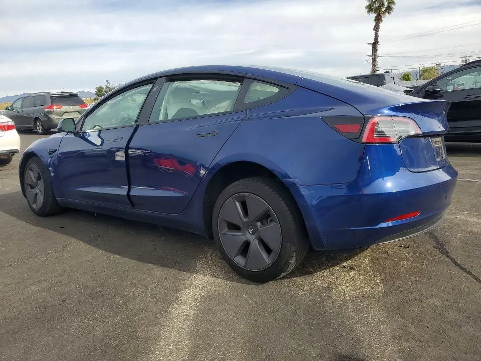 2022 TESLA MODEL 3   