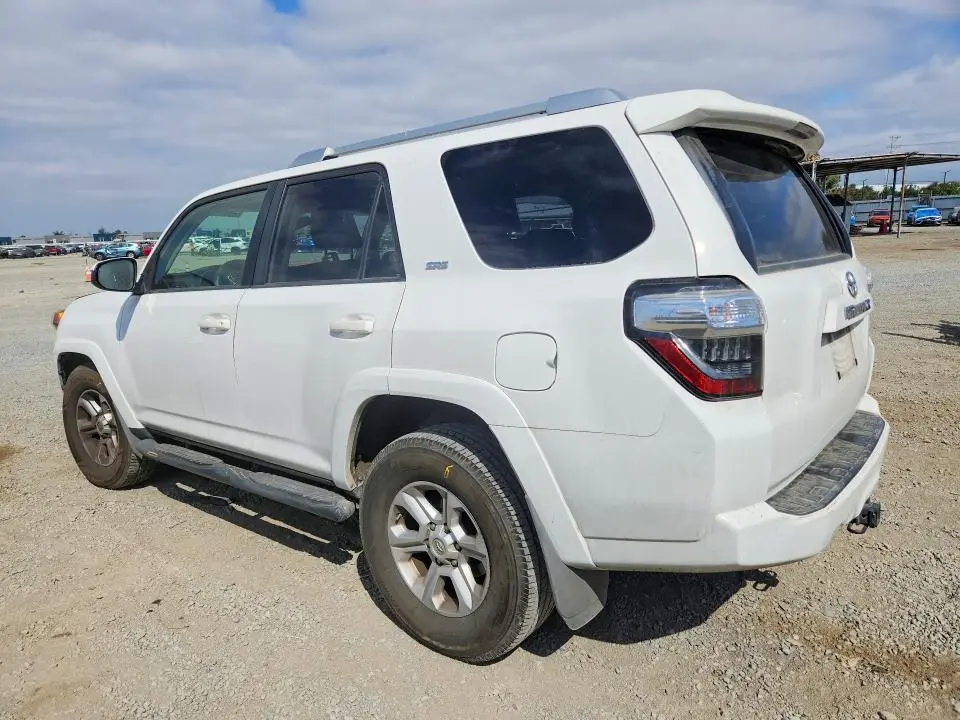 2017 TOYOTA 4RUNNER SR5  