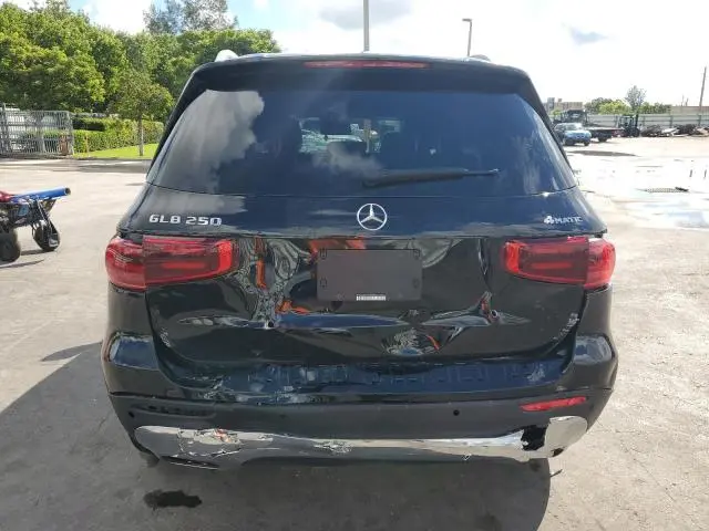 2025 MERCEDES-BENZ GLB 250 4MATIC  