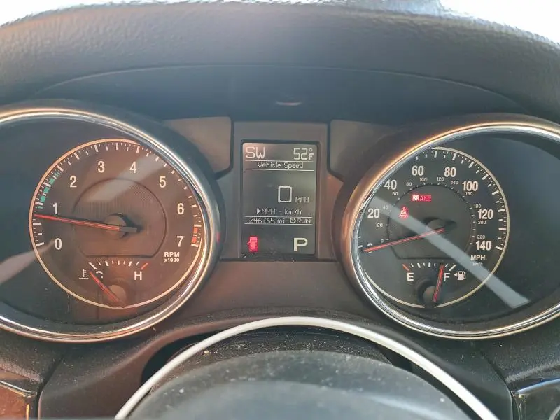 2012 JEEP GRAND CHEROKEE LAREDO  