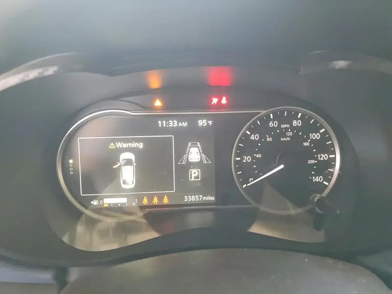 2024 NISSAN VERSA SV  