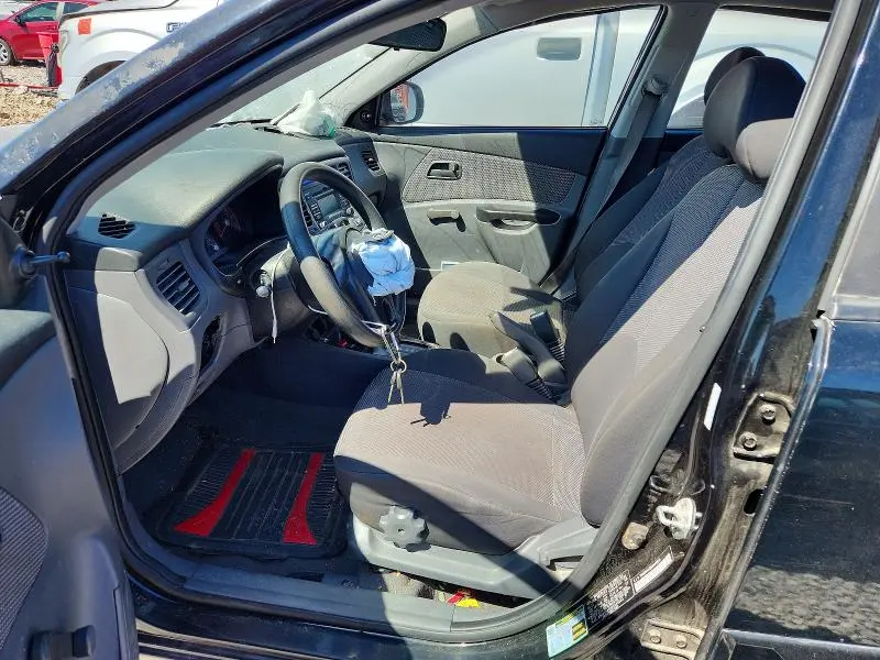 2011 KIA RIO LX  