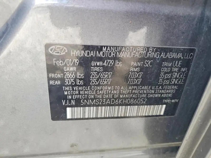 2019 HYUNDAI SANTA FE SE  