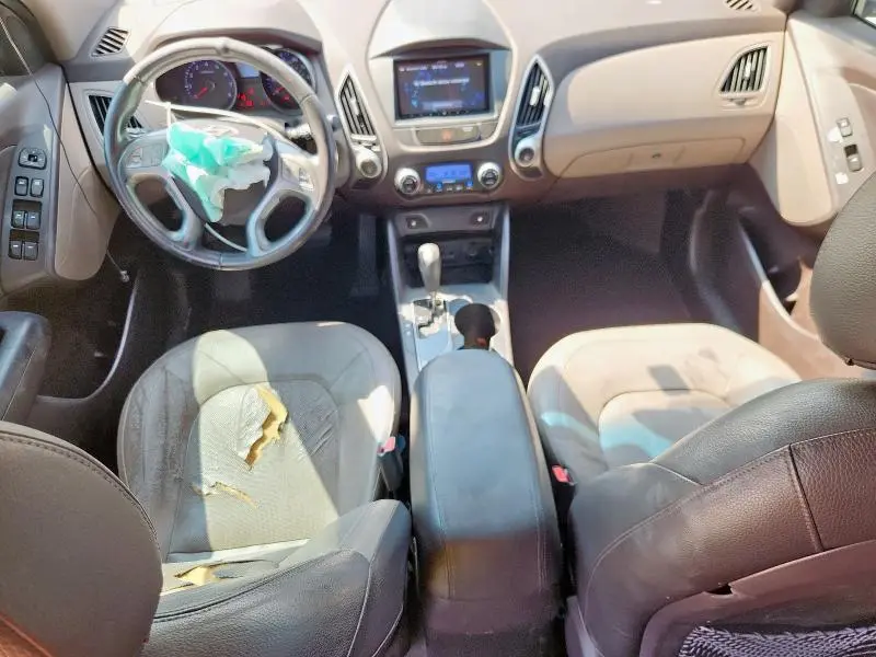 2010 HYUNDAI TUCSON GLS  